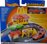 McDonalds Restaurant Hot Wheels Bahn Spielzeug Auto Set Rennbahn Mattel 2001 NEU