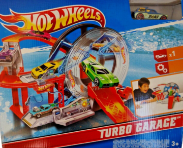 Turbo Garage Center Hot Wheels Bahn Spielzeug Auto Set Rennbahn Mattel 2011 NEU